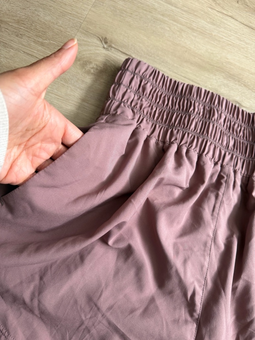 Nike Dri-FIT One Womens Size Medium Ultra High-Waisted Mauve - Picture 3 of 8
